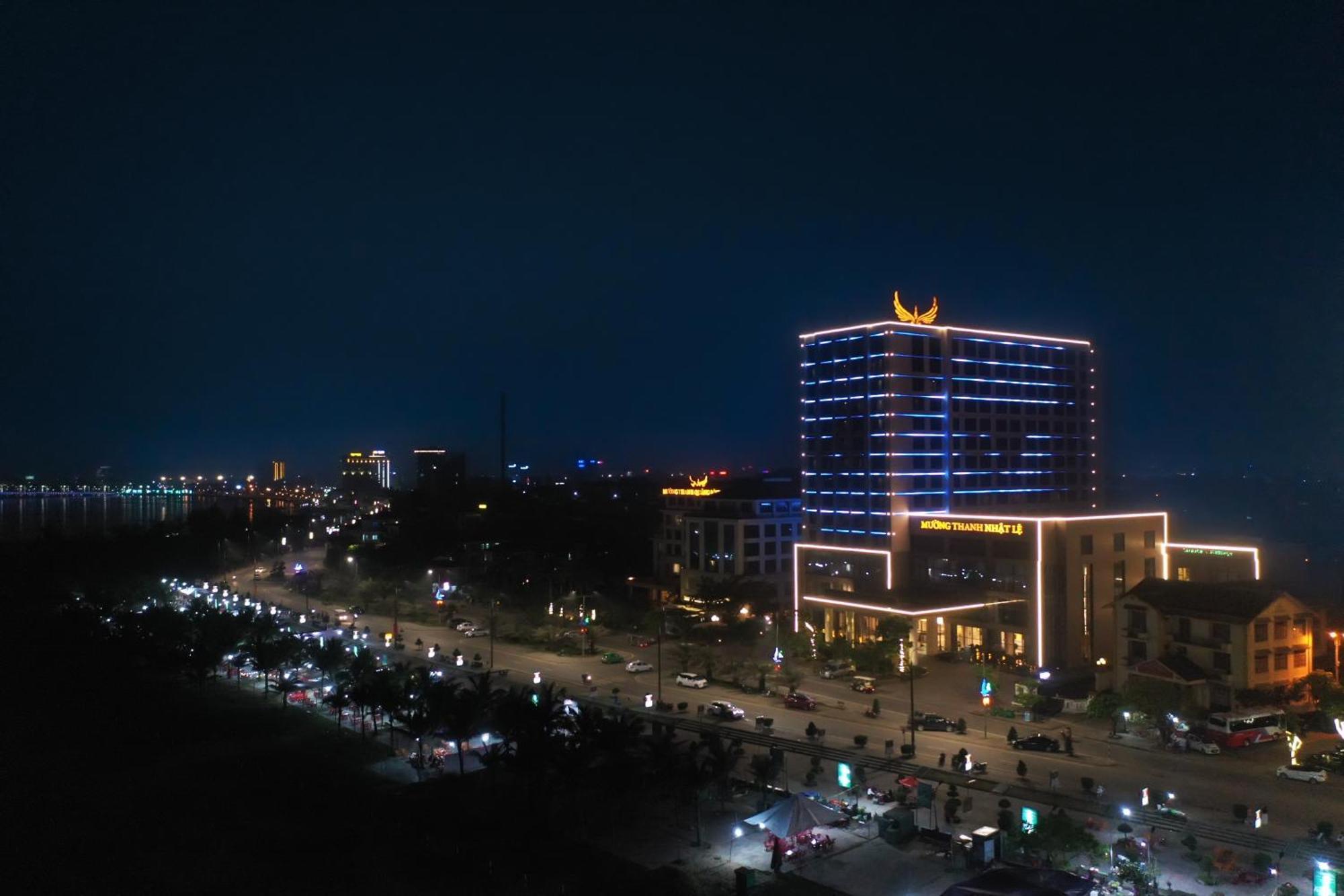 Muong Thanh Luxury Nhat Le Hotel Dong Hoi Zewnętrze zdjęcie