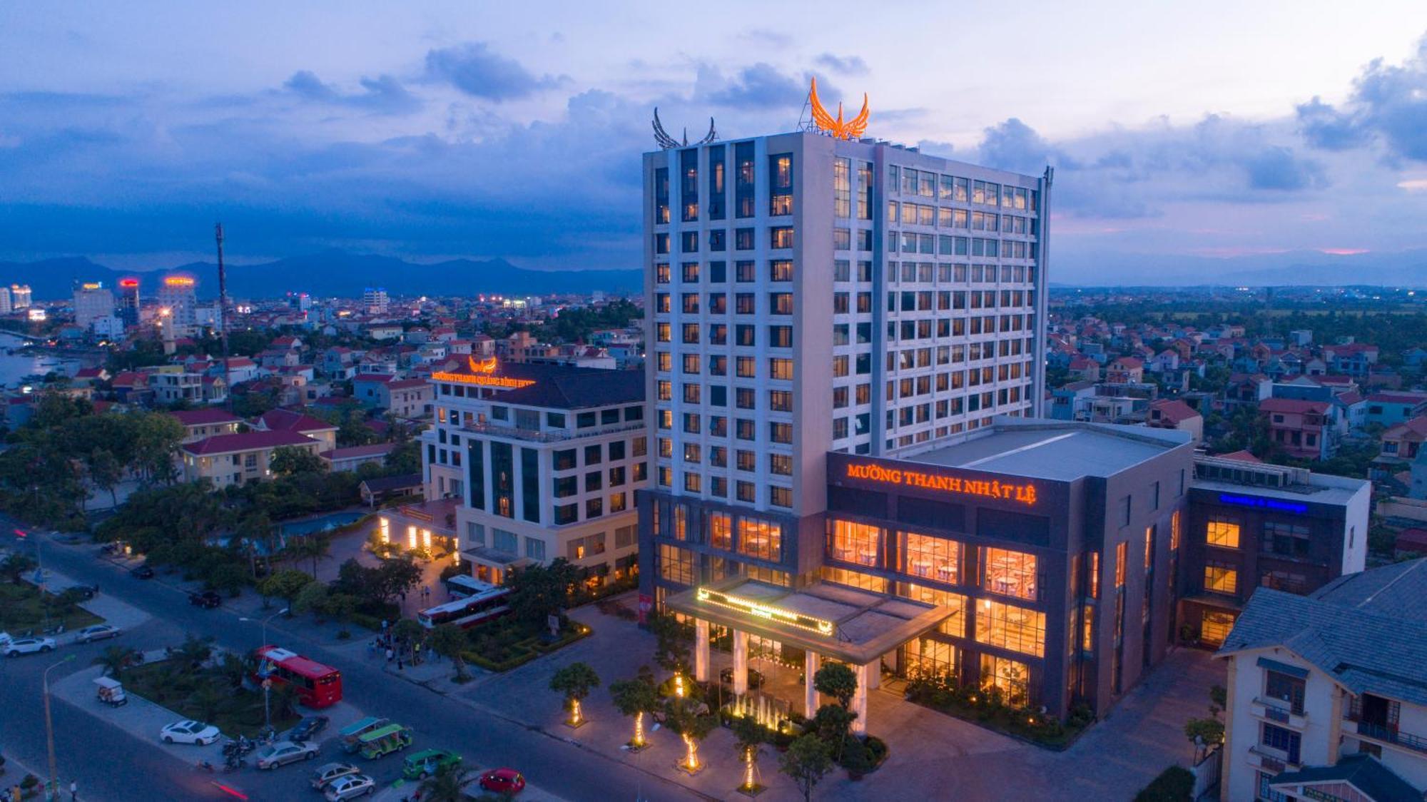 Muong Thanh Luxury Nhat Le Hotel Dong Hoi Zewnętrze zdjęcie