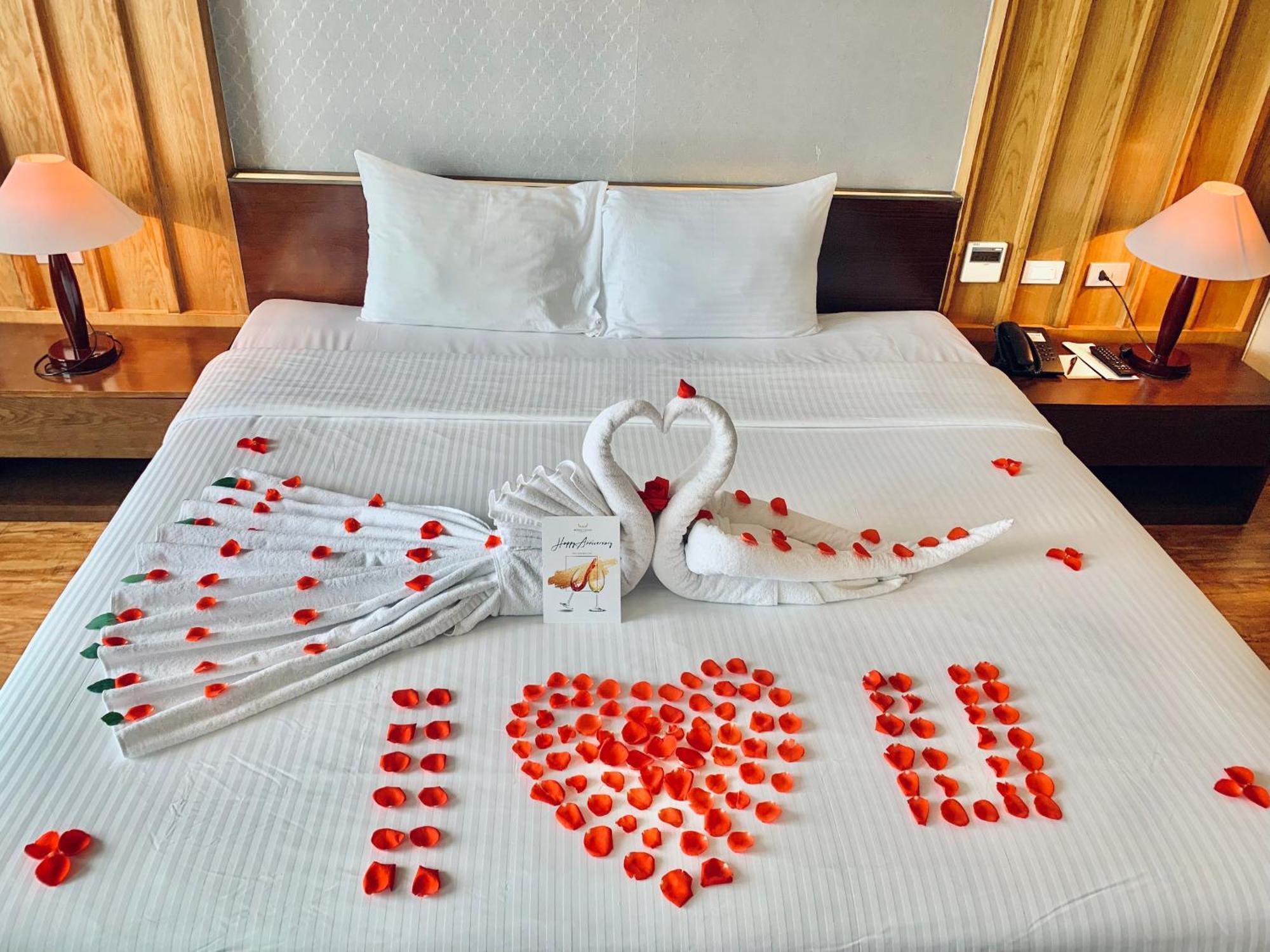 Muong Thanh Luxury Nhat Le Hotel Dong Hoi Zewnętrze zdjęcie