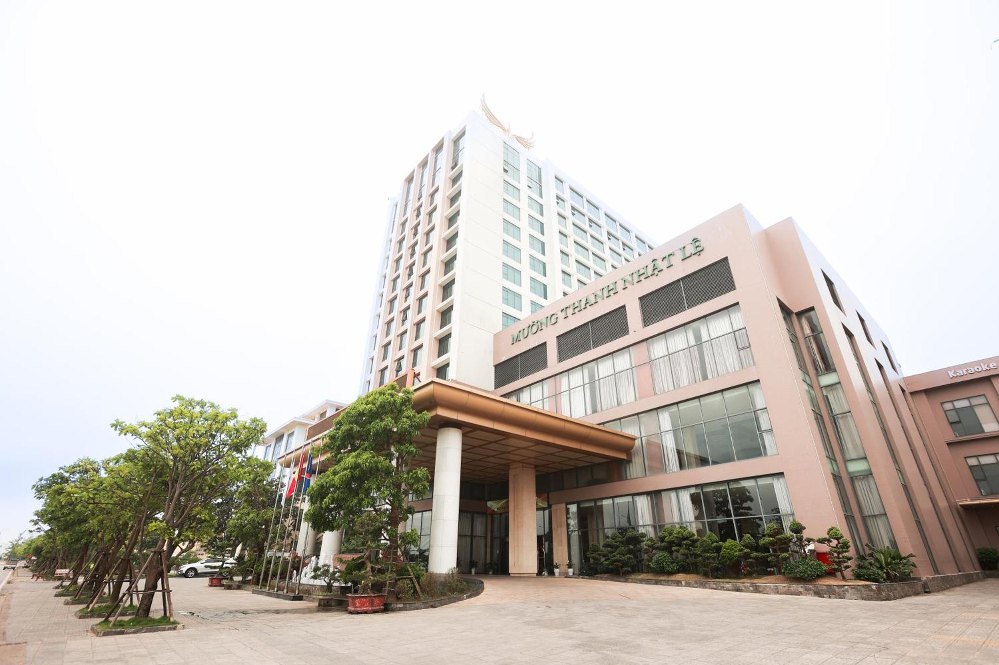 Muong Thanh Luxury Nhat Le Hotel Dong Hoi Zewnętrze zdjęcie