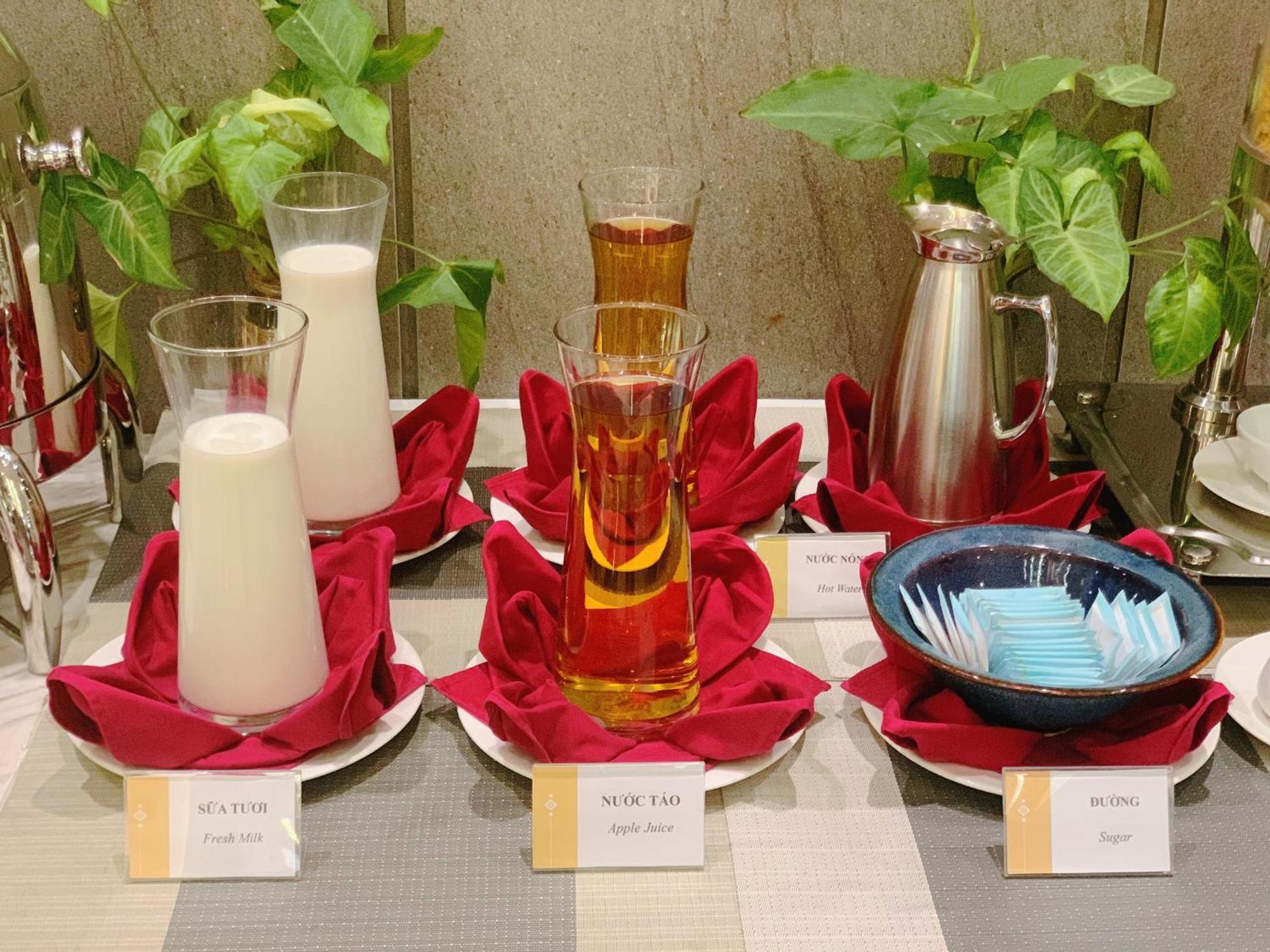 Muong Thanh Luxury Nhat Le Hotel Dong Hoi Zewnętrze zdjęcie