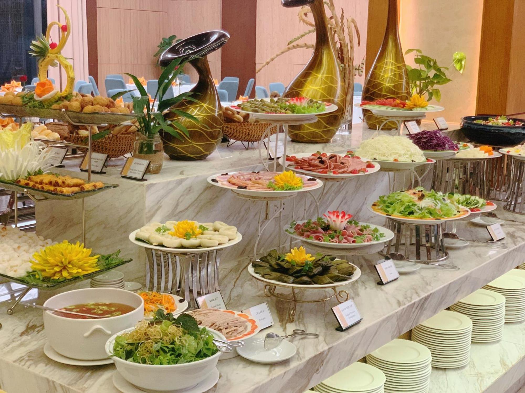 Muong Thanh Luxury Nhat Le Hotel Dong Hoi Zewnętrze zdjęcie