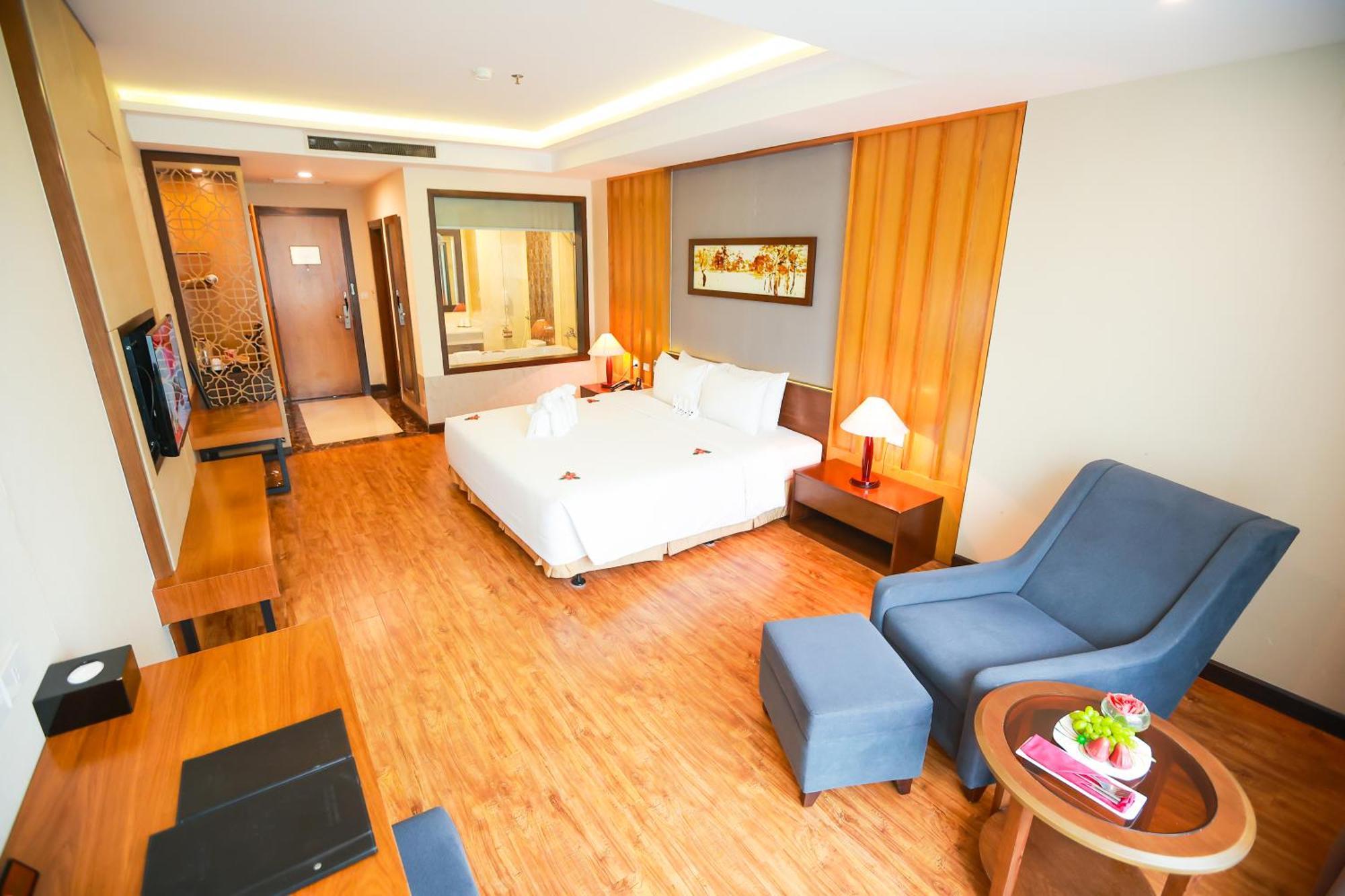 Muong Thanh Luxury Nhat Le Hotel Dong Hoi Zewnętrze zdjęcie