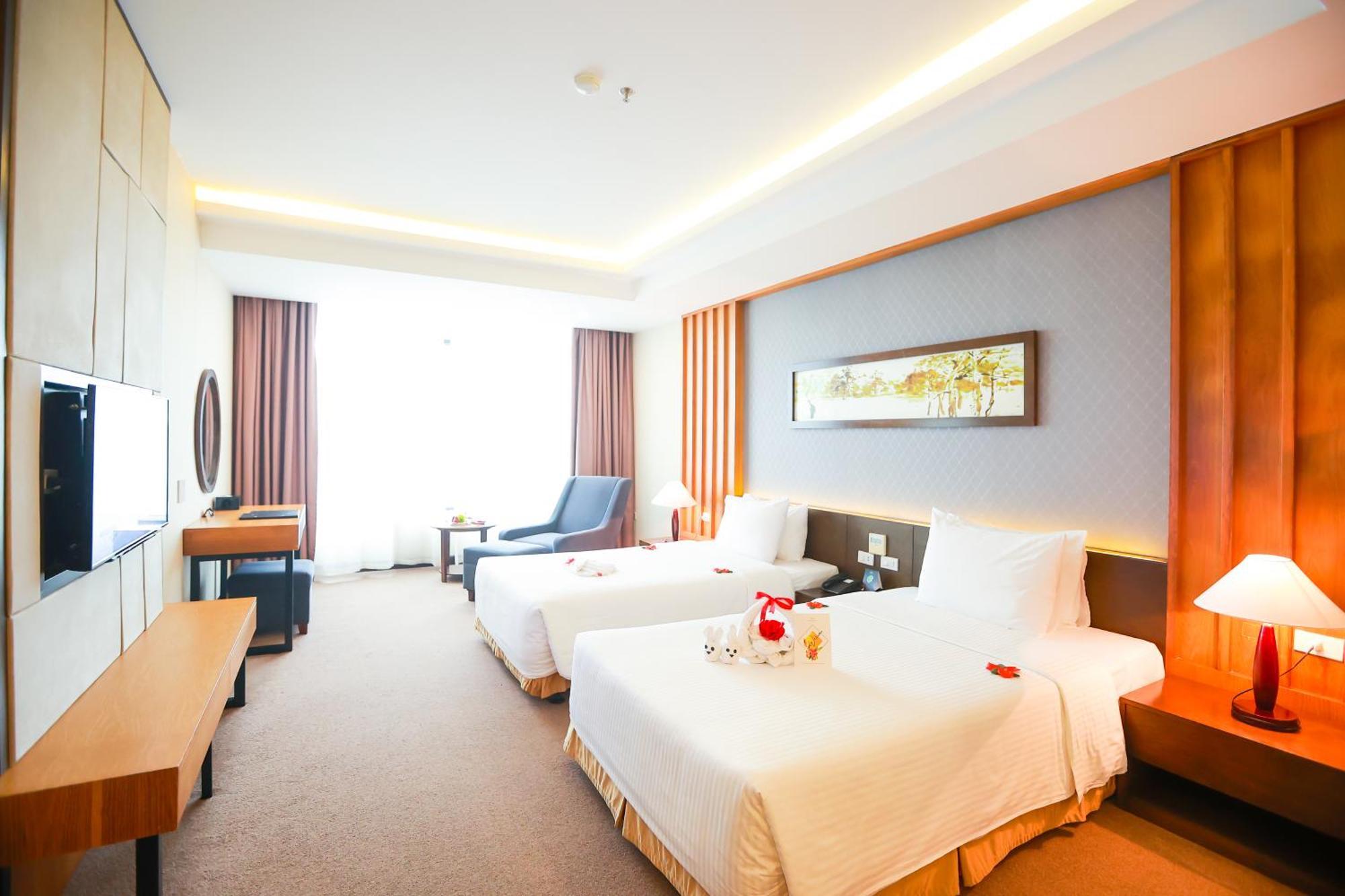 Muong Thanh Luxury Nhat Le Hotel Dong Hoi Zewnętrze zdjęcie