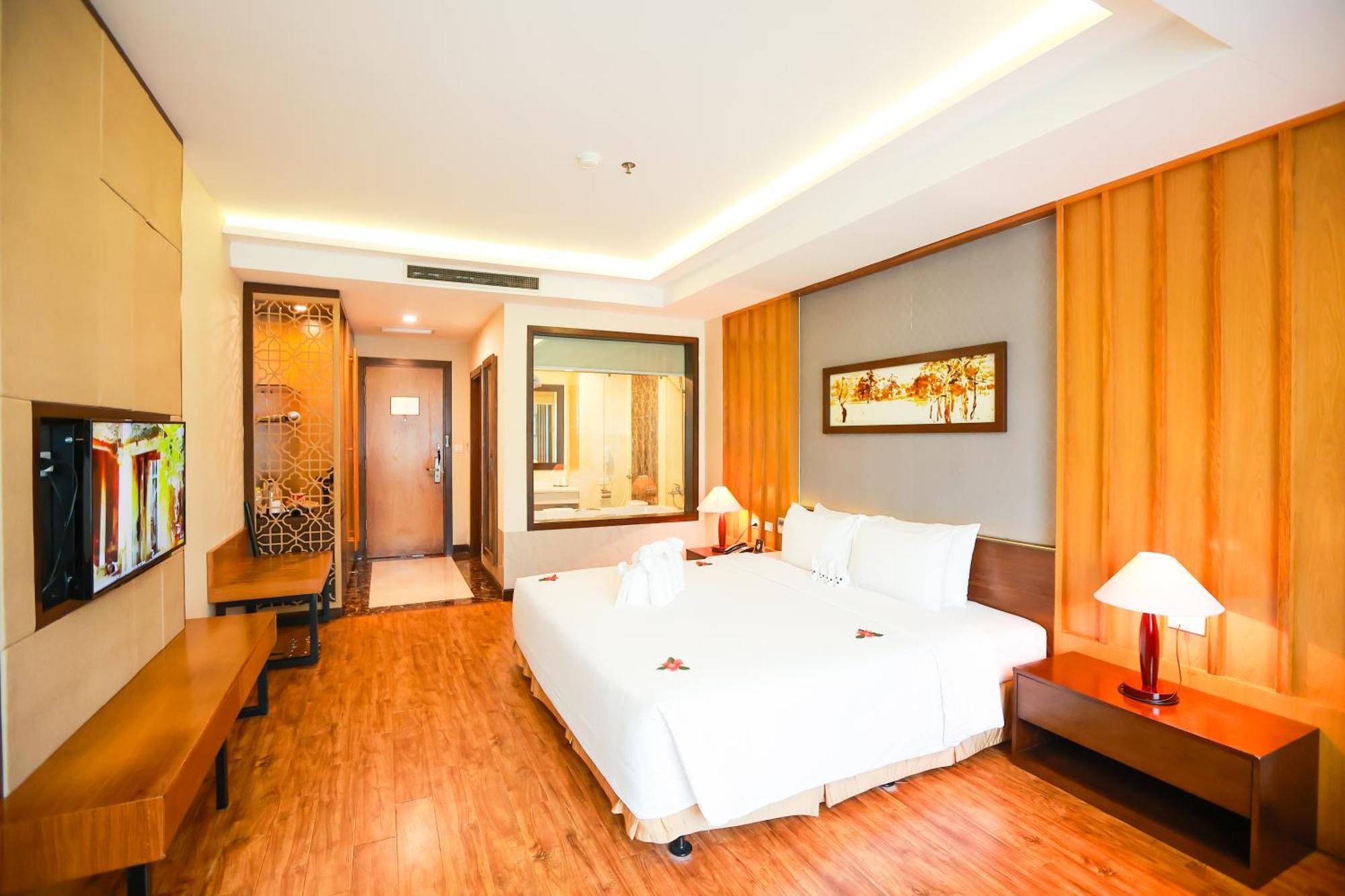 Muong Thanh Luxury Nhat Le Hotel Dong Hoi Zewnętrze zdjęcie